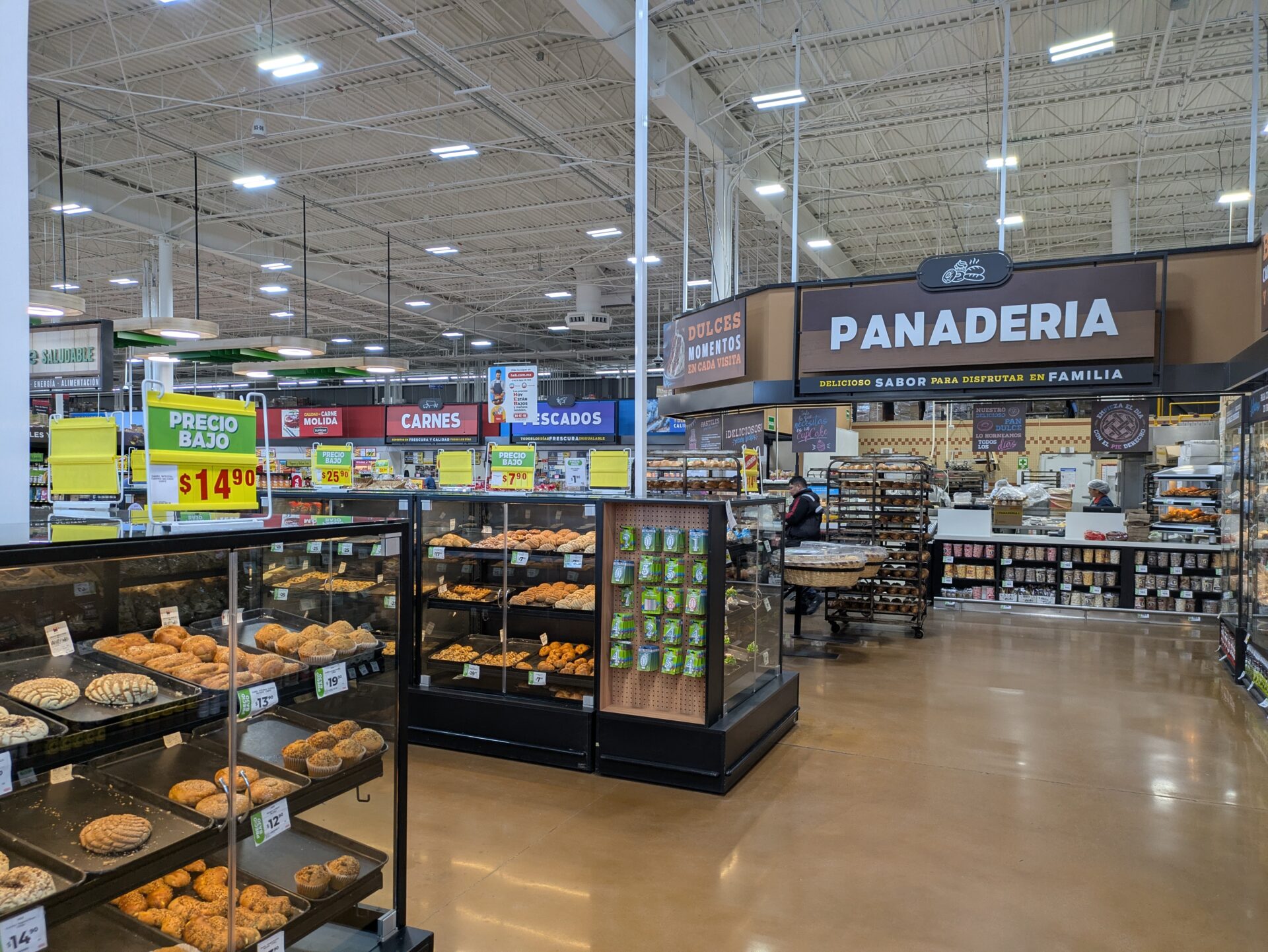 メキシコ・レオン市HEB内部