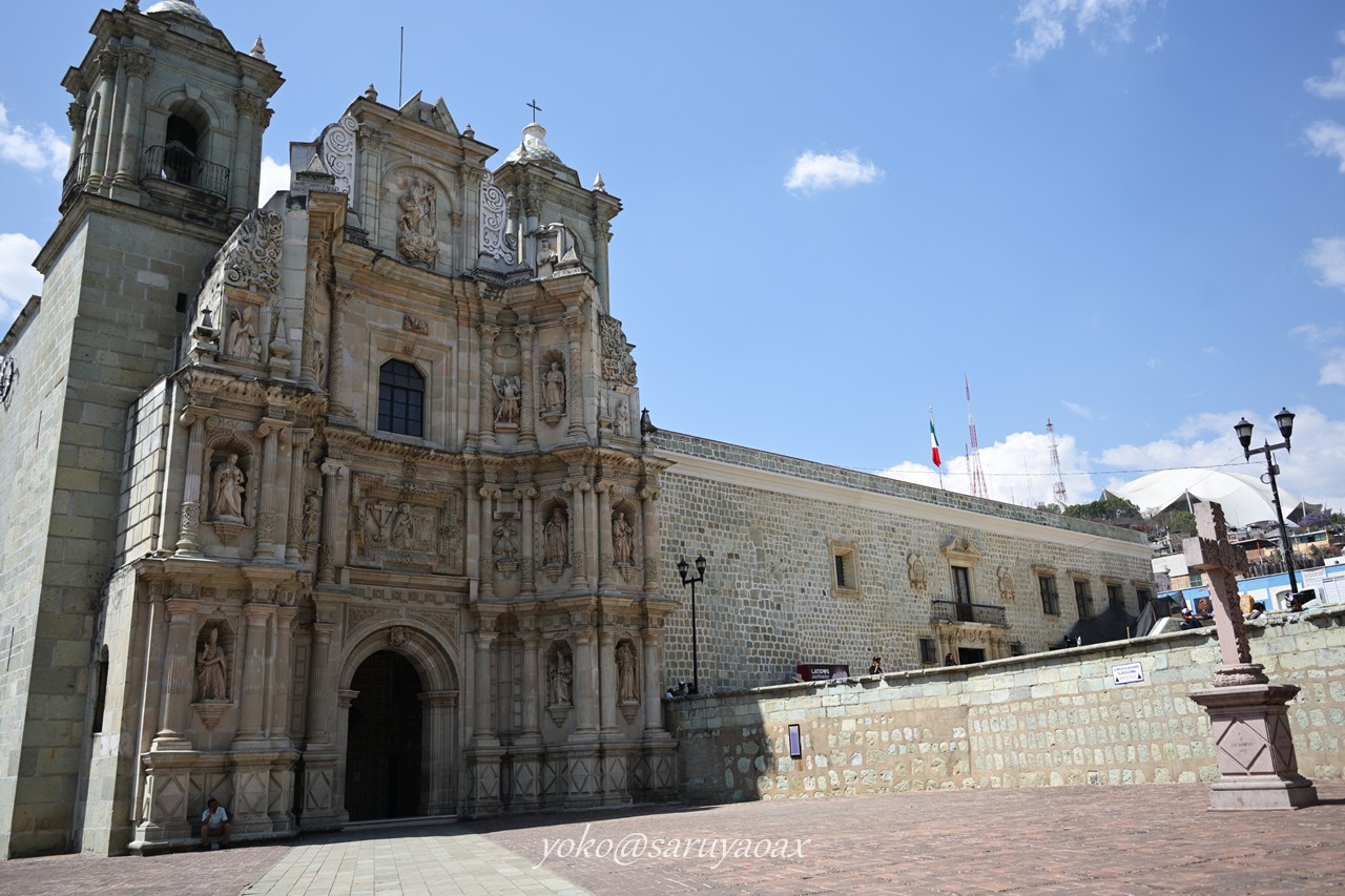 オアハカ市内観光、ラ・ソレダー教会